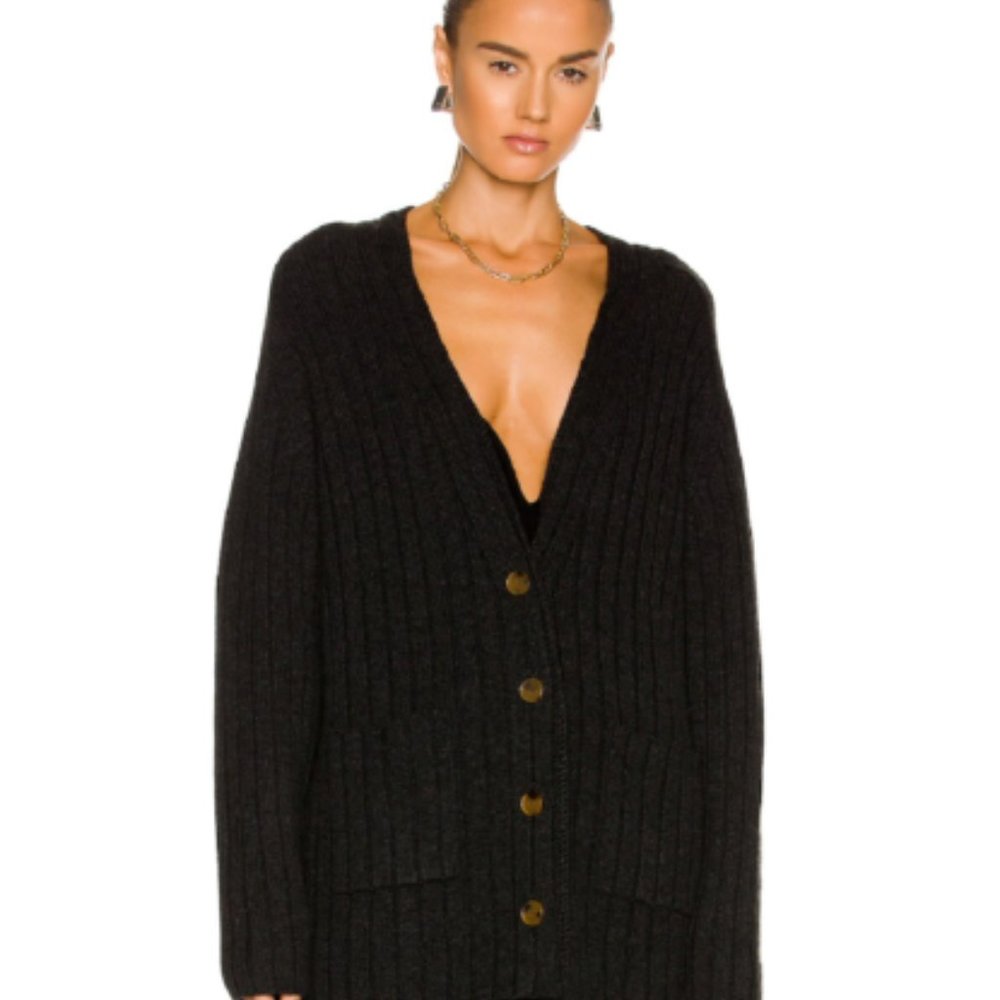 KHAITE Buffy 100% cashmere cardigan sz L $1460 Navy Blue  patch pockets